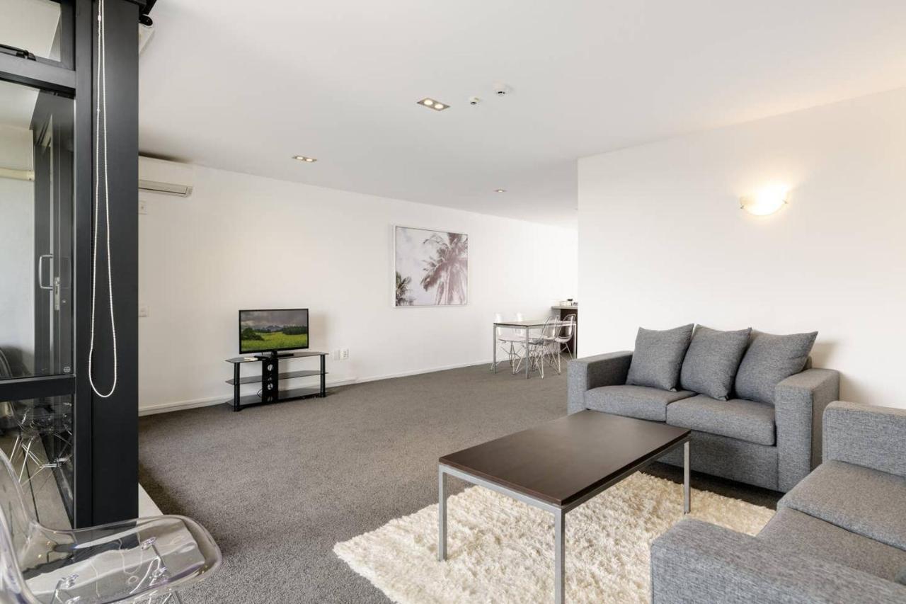 Central Mount Apartment, Quiet And Spacious With Pool Mount Maunganui Luaran gambar